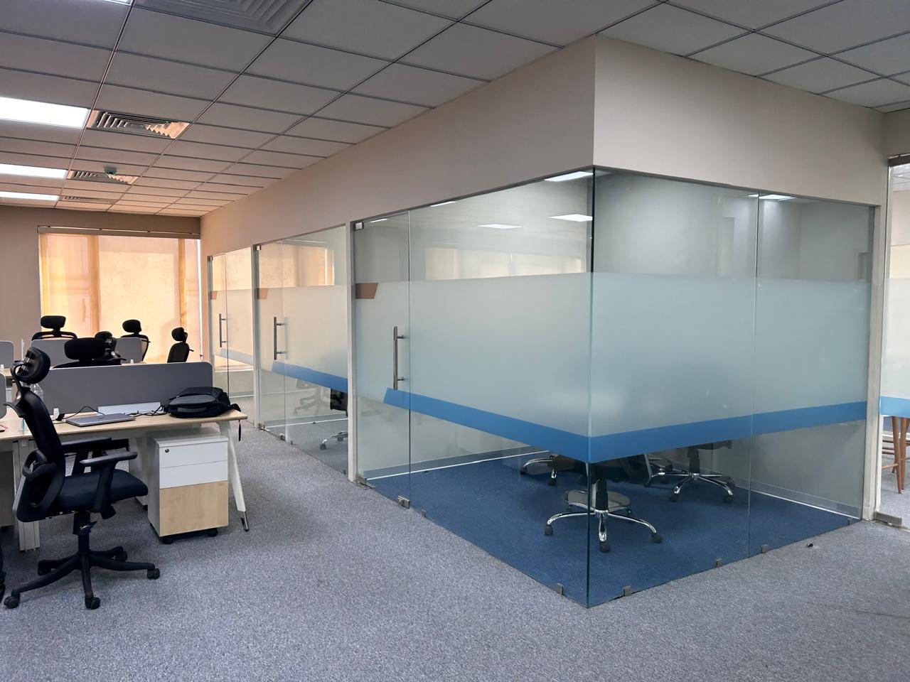 Kitchen Glass Backsplash